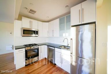 Main picture of 2315 Astoria Blvd