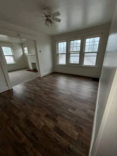 Main picture of 512 E Hillcrest Ave
