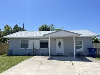 Main picture of 701 Satsuma Ave