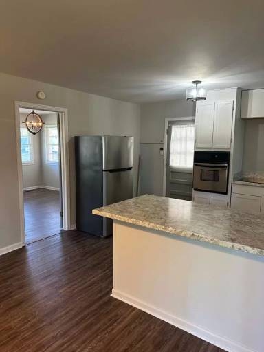 Main picture of 1225 Thomwal St