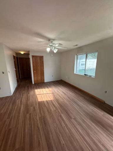 Main picture of 111 E Phillip Ave