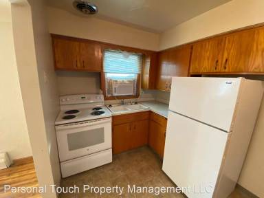 Main picture of 1231 1/2 10th St N