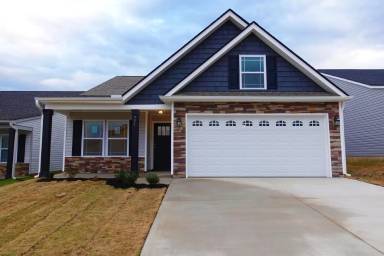 Main picture of 730 Spartan Commodor Ln