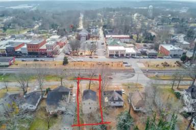 Main picture of 55 W Shadburn Ave