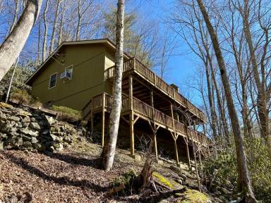 Main picture of 9315 NC Highway 105 S
