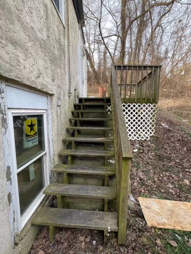 Main picture of 320 Strode Ave