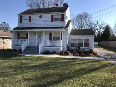 Main picture of 893 Mathews Rd