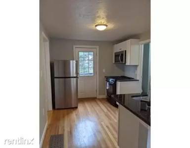 Main picture of 207 Winthrop St