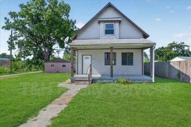 Main picture of 1258 E Naomi St