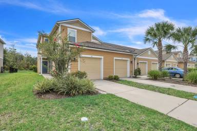 Main picture of 63 Whitland Way