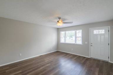 Main picture of 8791 Hubbard Dr S