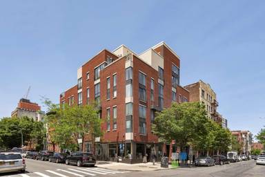 Main picture of 320 Bedford Ave