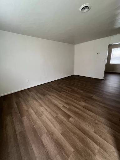 Main picture of 331 E Augusta Ave