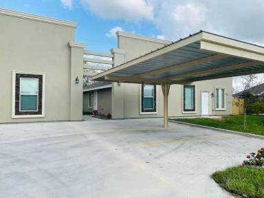 Main picture of 2210 Taxco Ct