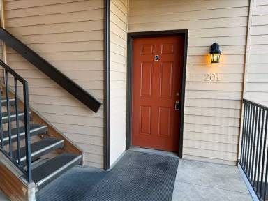 Main picture of 1410 S College Ave