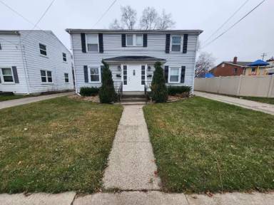 Main picture of 2205 State St