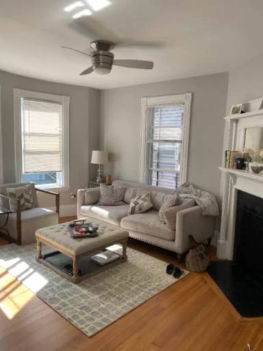 Main picture of 79 Brook St