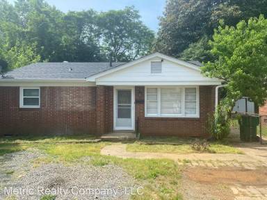 Main picture of 1401 Lasalle St