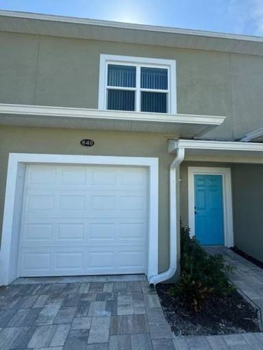 Main picture of 840 Paddleboard Ct