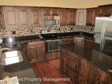 Main picture of 916 Newfoundland Dr