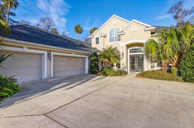 Main picture of 616 Brookwood Ct