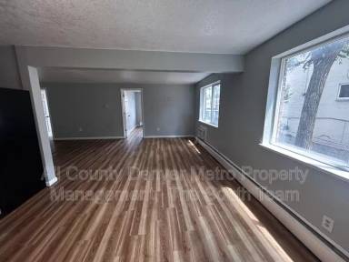 Main picture of 1720 Chester St