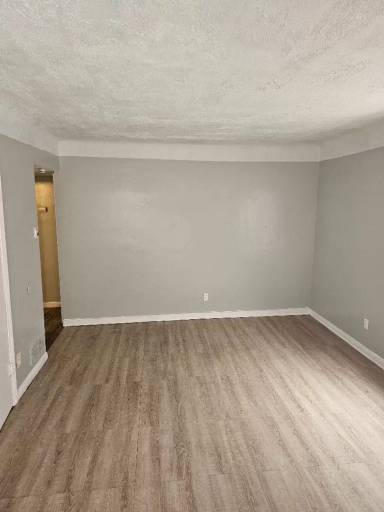Main picture of 17335 Teppert St