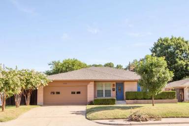 Main picture of 10211 McCree Rd