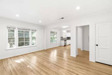 Main picture of 408 N Maple Dr