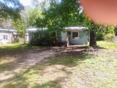 Main picture of 136 Birchwood Dr