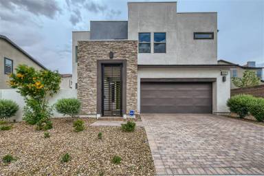 Main picture of Boulder Canyon Street