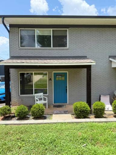 Main picture of 306 State St