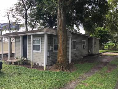 Main picture of 2915 Winter Lake Rd