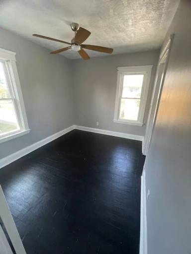 Main picture of 450 E 118th St