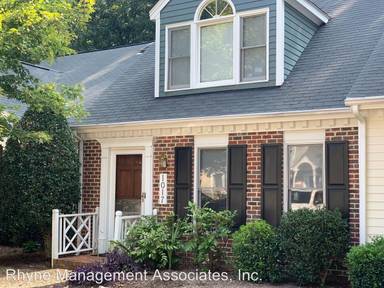 Main picture of 1017 Oak Lake Ct