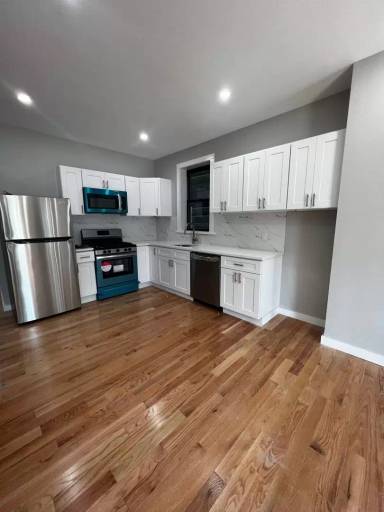 Main picture of 529 Clinton Ave