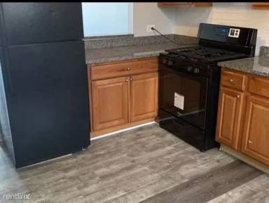 Main picture of 5606 S Wabash Ave