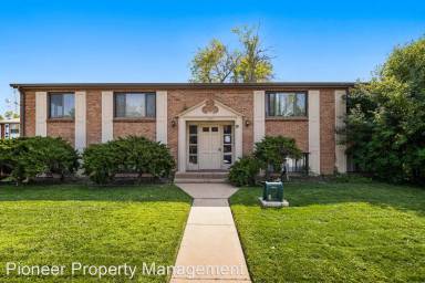 Main picture of 1410 S Ash St