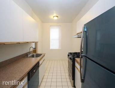 Main picture of 13846 Northern Blvd
