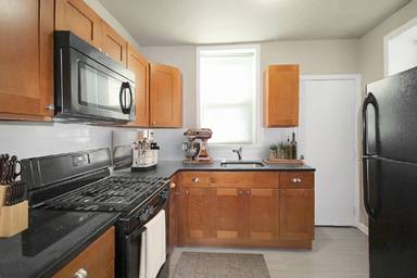 Main picture of 1258 S Ruby St