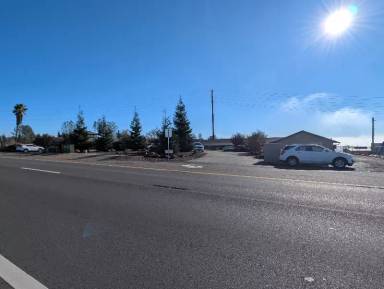 Main picture of 4758 Skyway