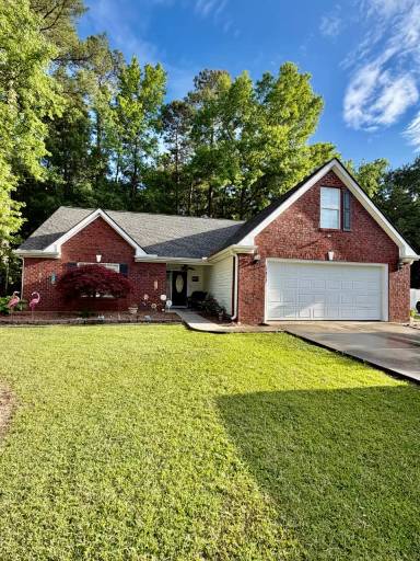Main picture of 2412 Brick Dr
