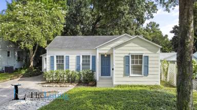 Main picture of 423 E Kaley St
