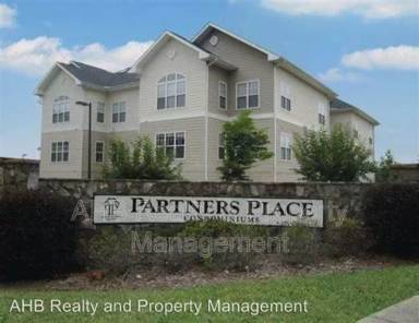 Main picture of 100 Campus Walk Trl