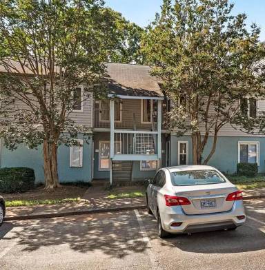 Main picture of 1900 Beechtree Ct