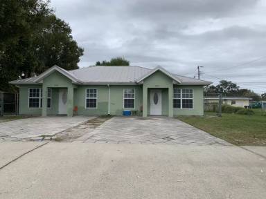 Main picture of 1009 4th Ave