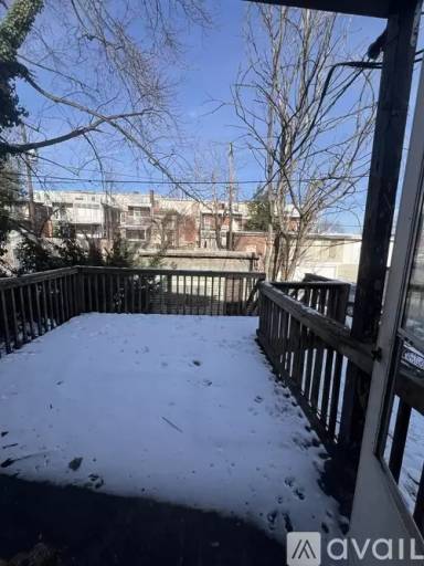 Main picture of 347 E King St