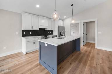 Main picture of 3795 Basal St