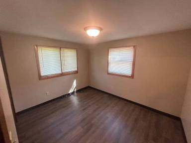 Main picture of 607-701 Woodbine Ave
