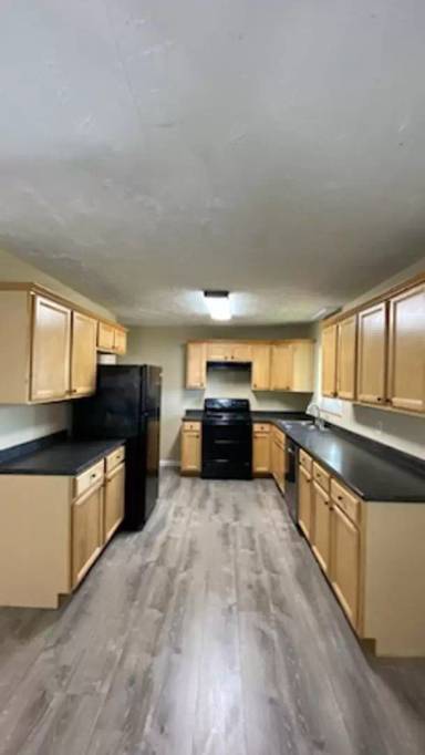 Main picture of 2555 Mountain View Dr